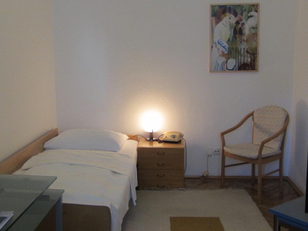 Hotel Wiener Kindl Szoba fotó