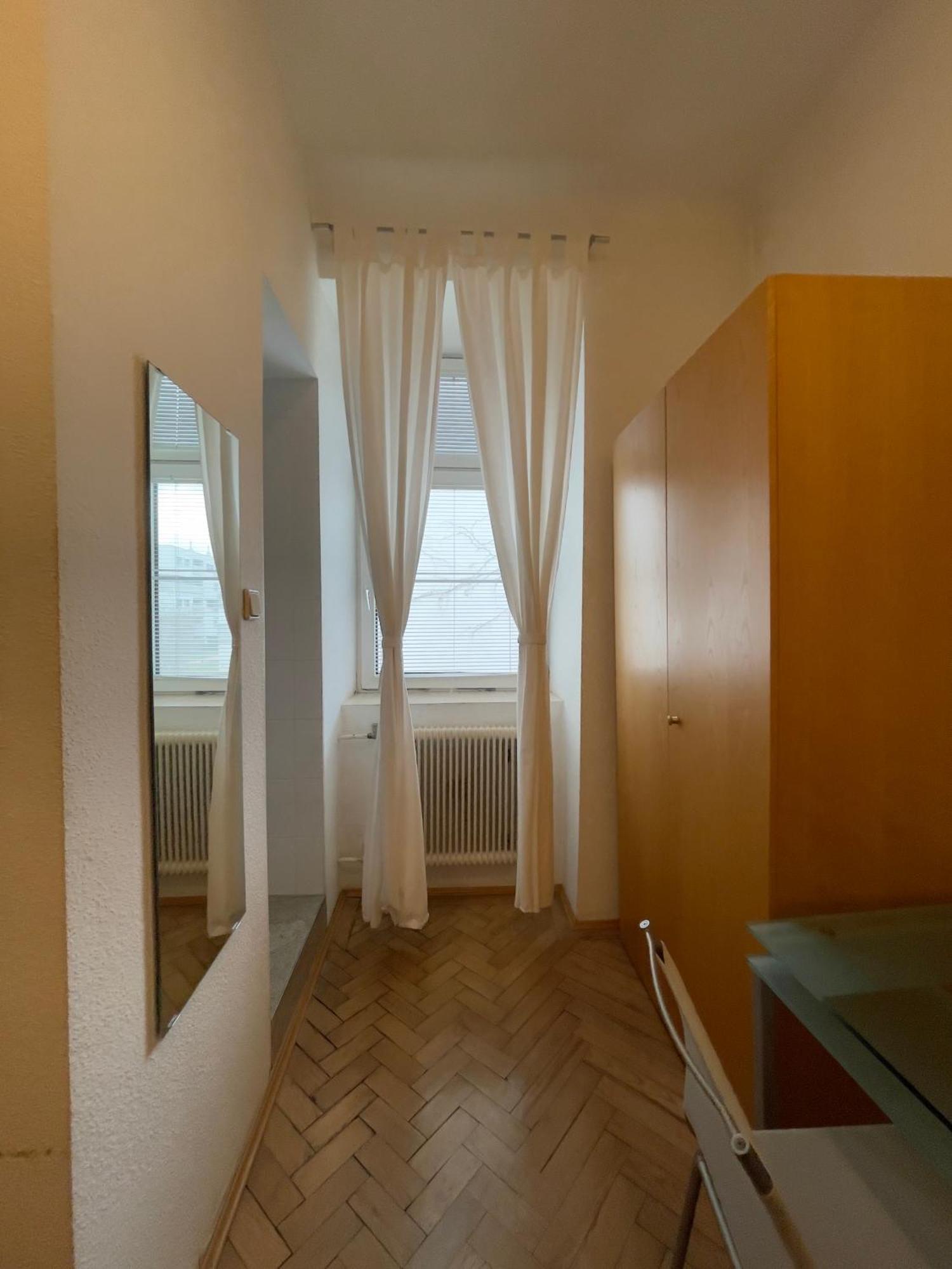 Hotel Wiener Kindl Kültér fotó
