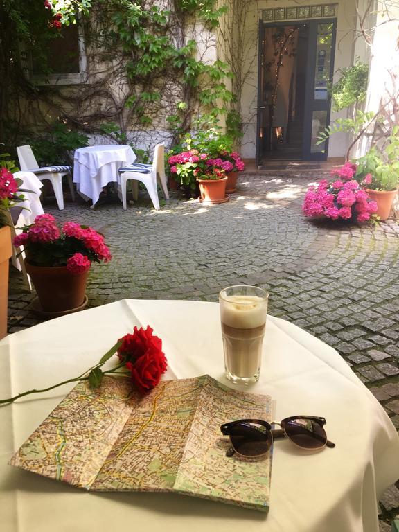 Hotel Wiener Kindl Kültér fotó
