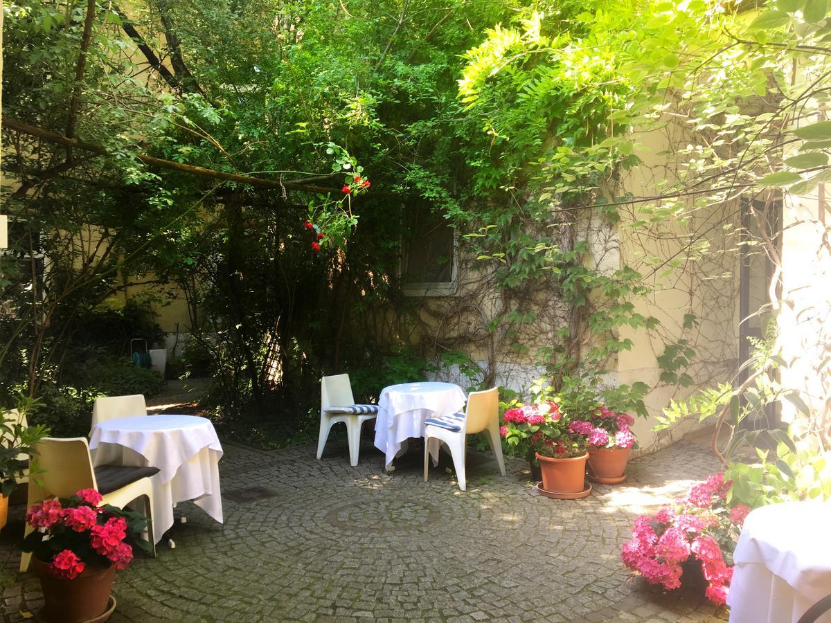 Hotel Wiener Kindl Kültér fotó